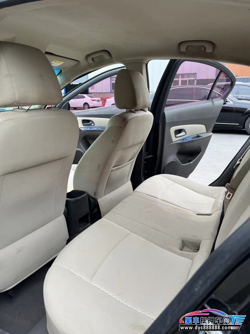 16年雪佛兰科鲁兹轿车抵押车出售