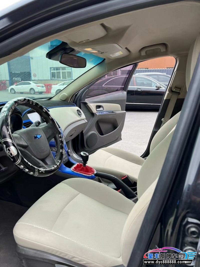 16年雪佛兰科鲁兹轿车抵押车出售