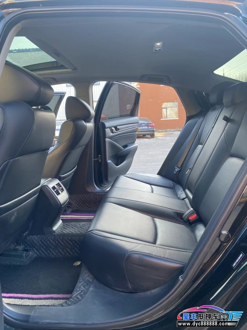 19年本田雅阁轿车抵押车出售