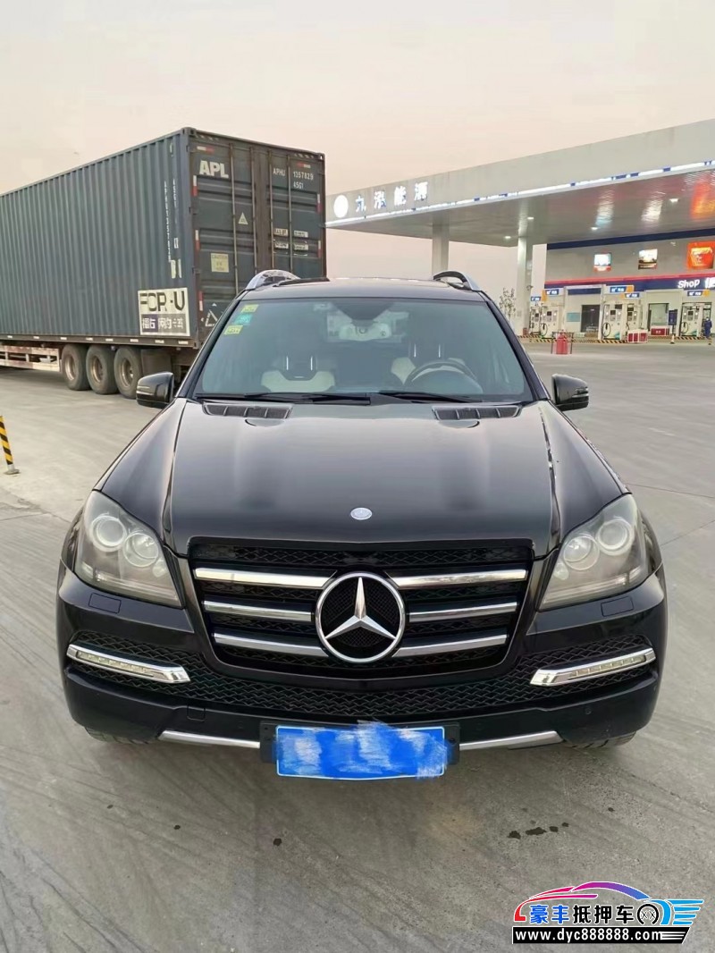 12年奔驰GL轿车抵押车出售