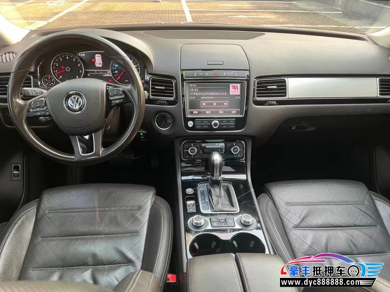 17年大众途锐轿车抵押车出售