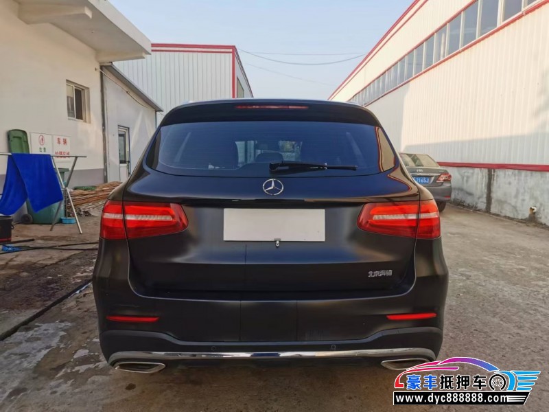 18年奔驰GLC轿车抵押车出售