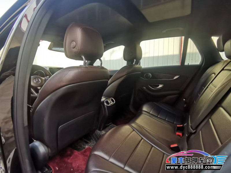 18年奔驰GLC轿车抵押车出售