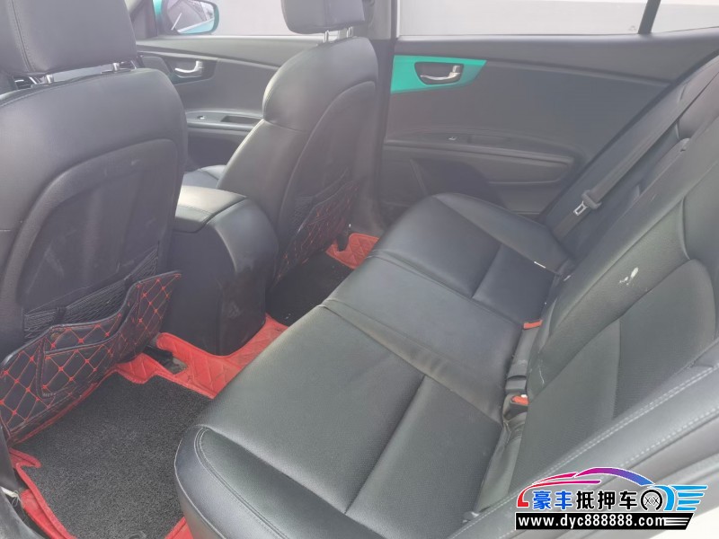 15年起亚K4轿车抵押车出售