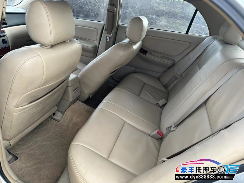 13年丰田花冠轿车抵押车出售