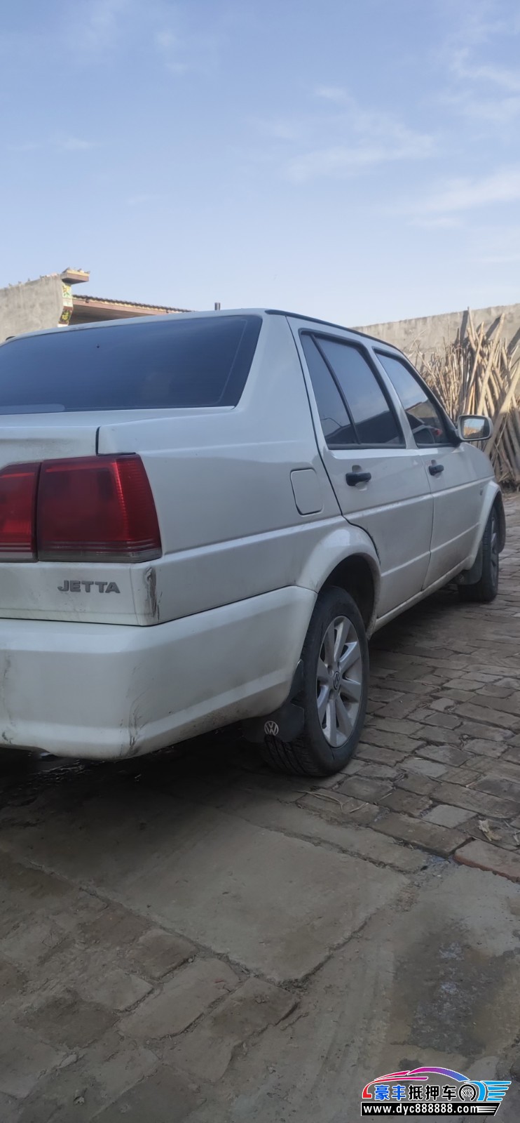 13年大众捷达轿车抵押车出售