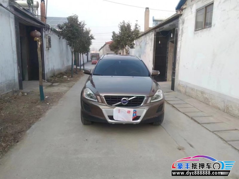 12年沃尔沃XC60轿车抵押车出售