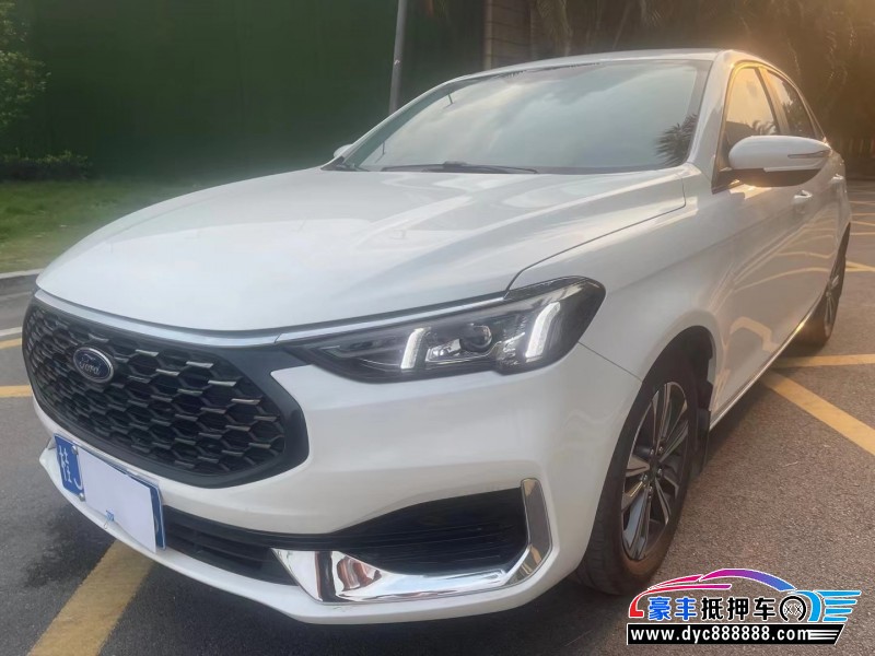 21年福特福睿斯轿车抵押车出售