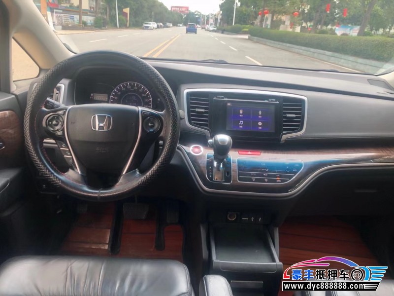 14年本田奥德赛轿车抵押车出售