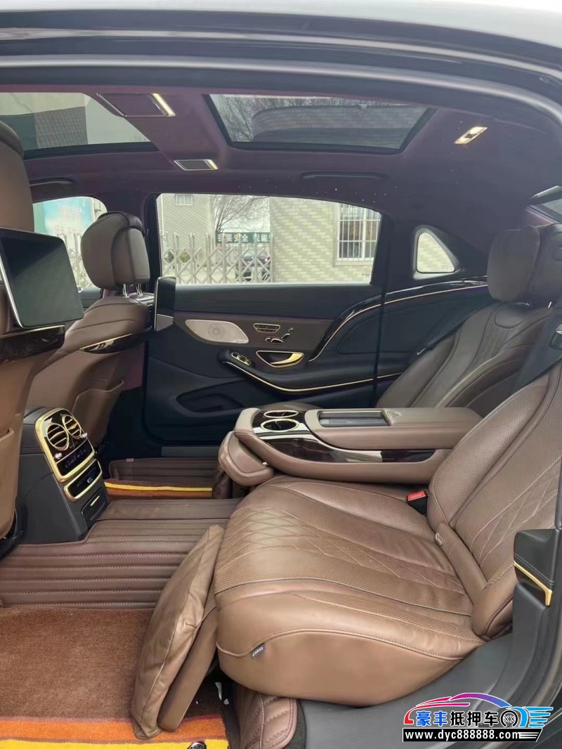 17年奔驰S轿车抵押车出售