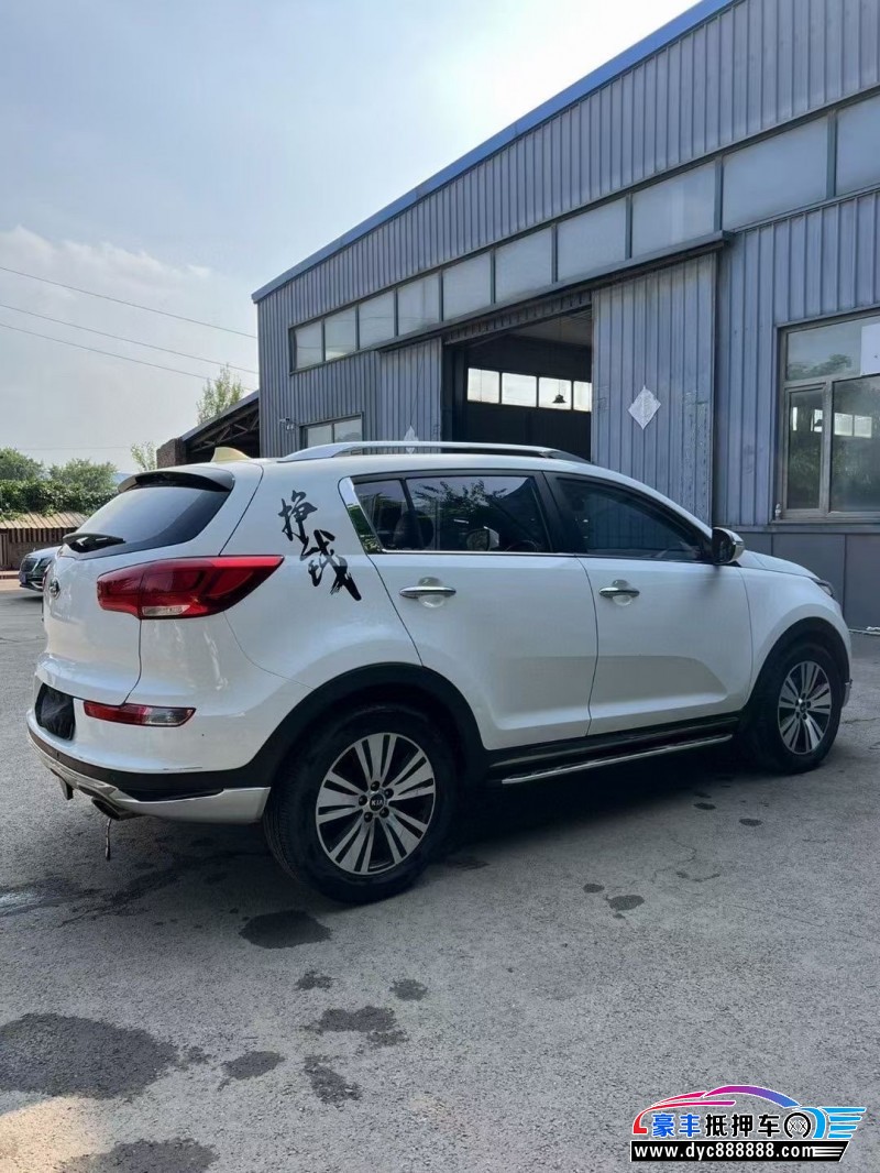 17年起亚智跑轿车抵押车出售