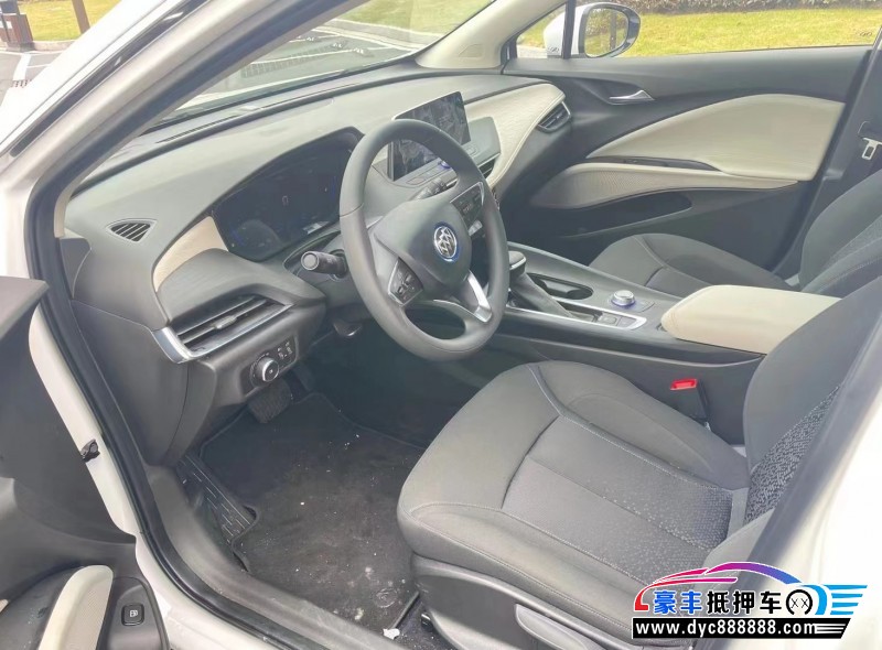 22年别克微蓝轿车抵押车出售