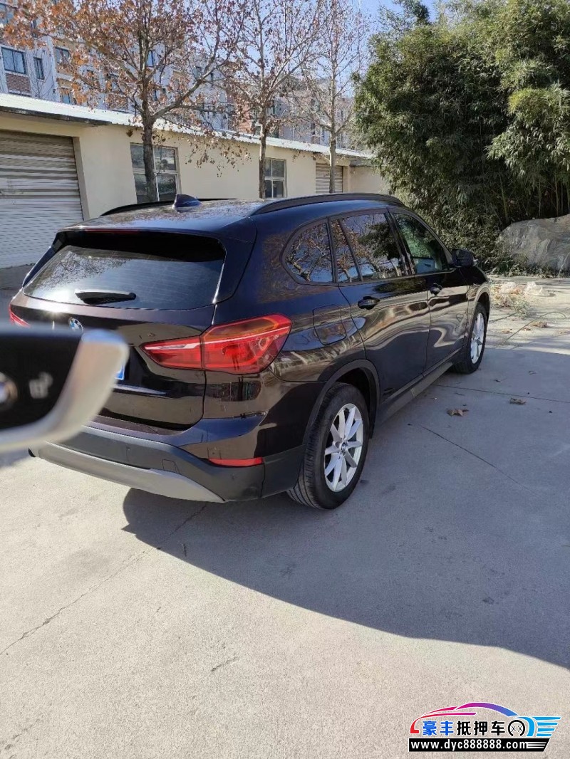 17年宝马X1轿车抵押车出售