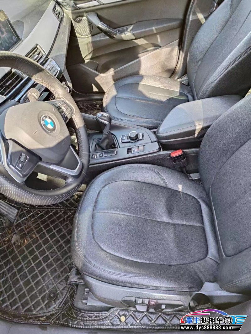 17年宝马X1轿车抵押车出售