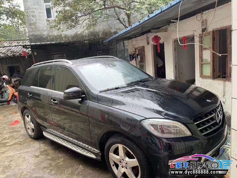 14年奔驰ML轿车抵押车出售