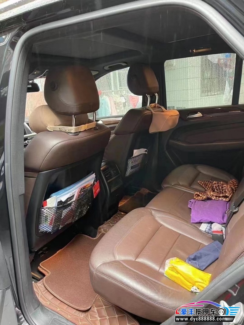 14年奔驰ML轿车抵押车出售