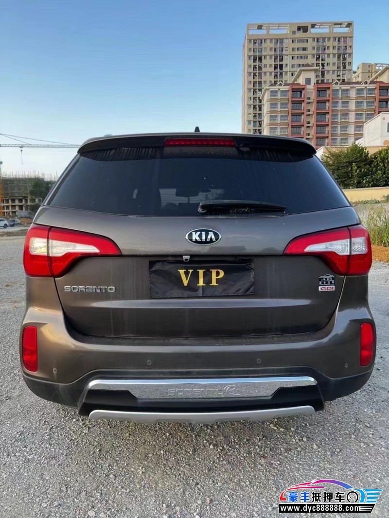 14年起亚索兰托轿车抵押车出售