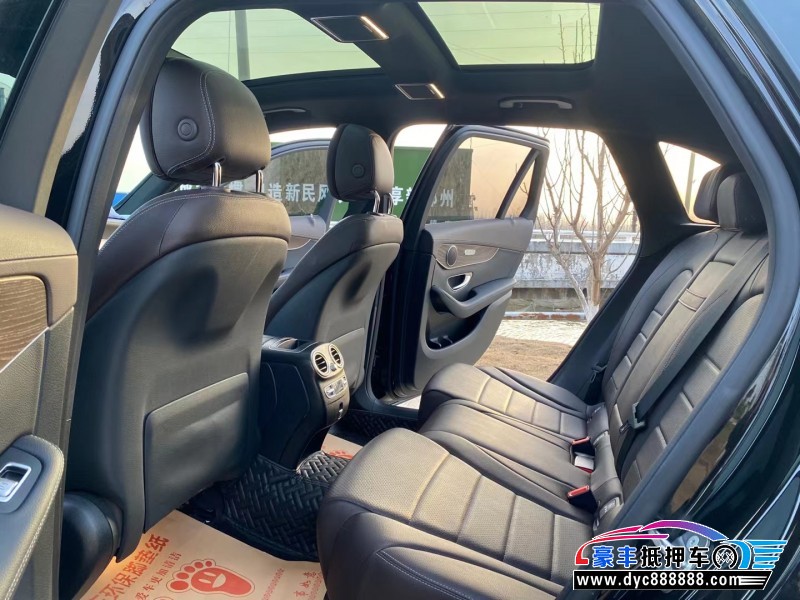 21年奔驰GLC轿车抵押车出售