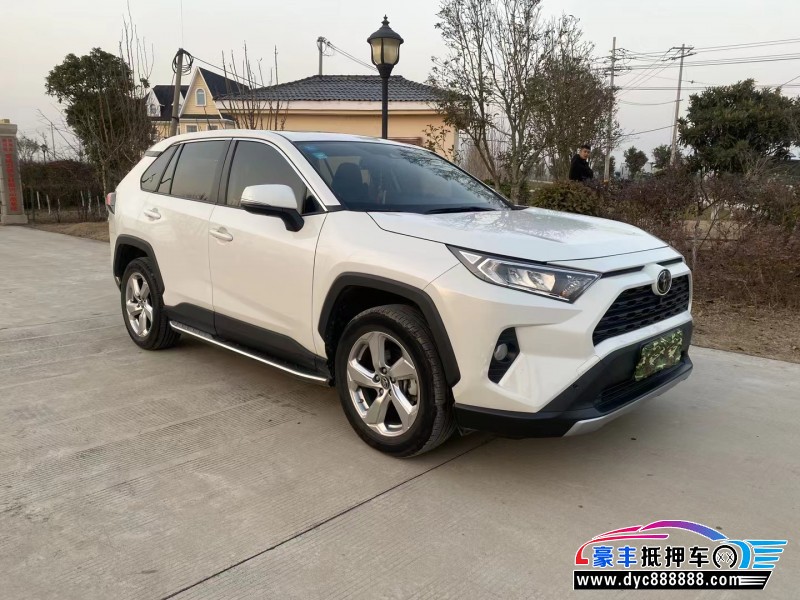 19年丰田RAV4轿车抵押车出售