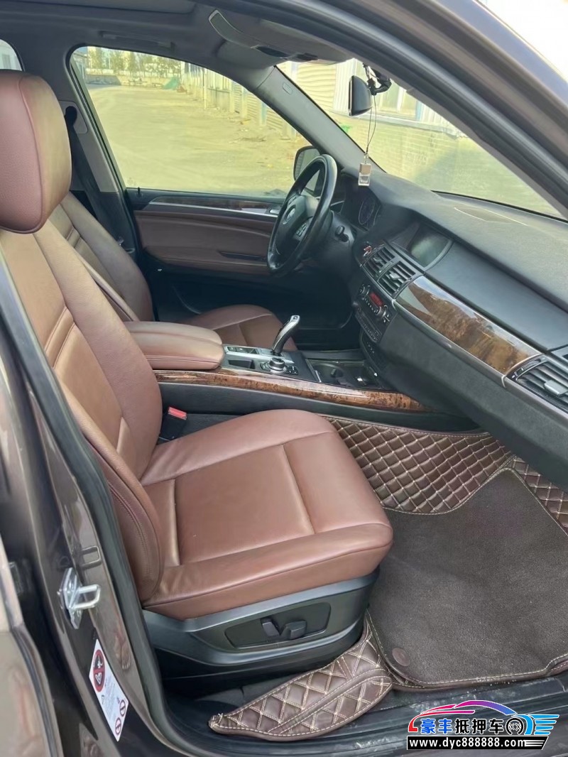 13年宝马X5SUV抵押车出售