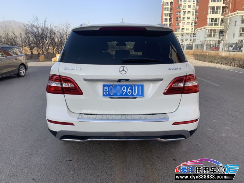 13年奔驰ML轿车抵押车出售