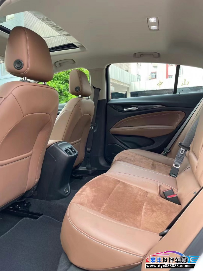 22年别克君威轿车抵押车出售