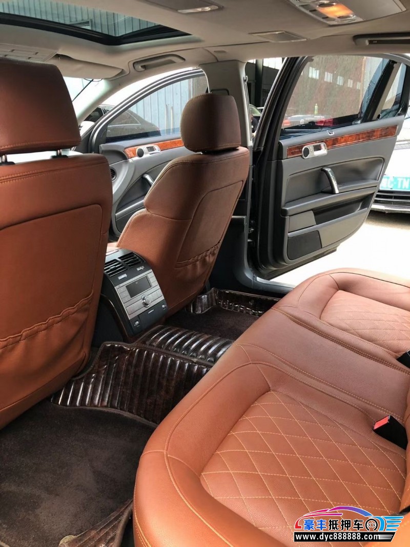 11年大众辉腾轿车抵押车出售