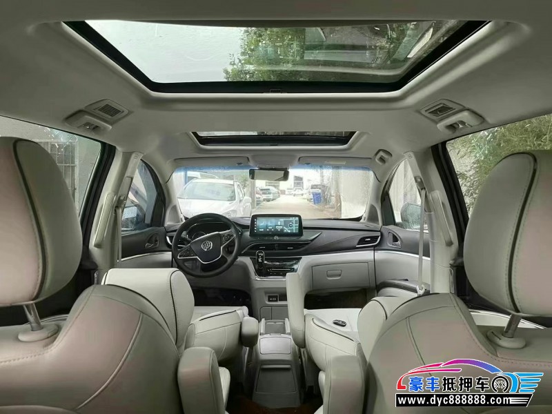 21年别克GL8SUV抵押车出售