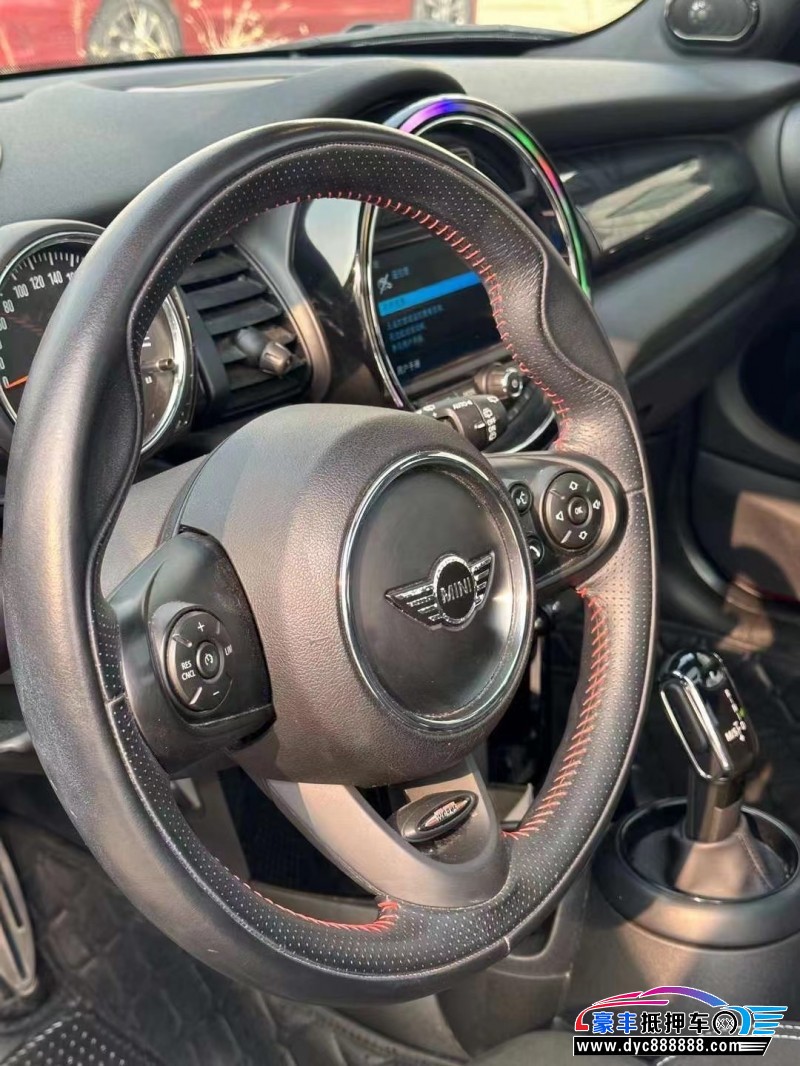 18年宝马MINI轿车抵押车出售