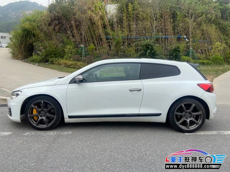 15年大众尚酷轿车抵押车出售