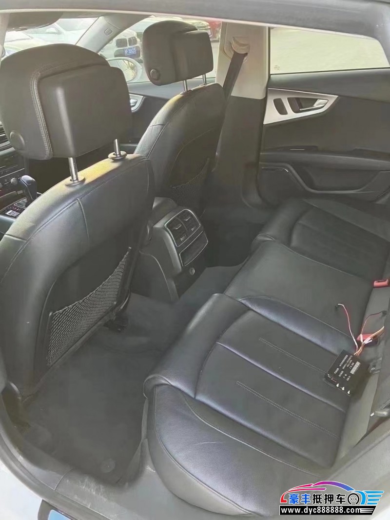 16年奥迪A7轿车抵押车出售