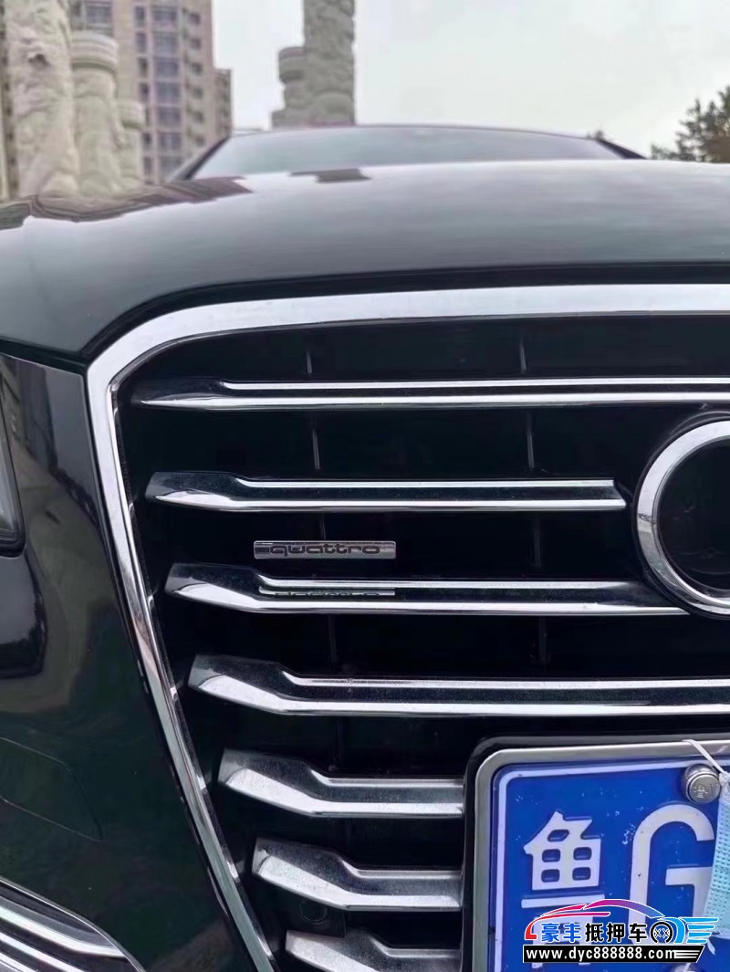 13年奥迪A8轿车抵押车出售