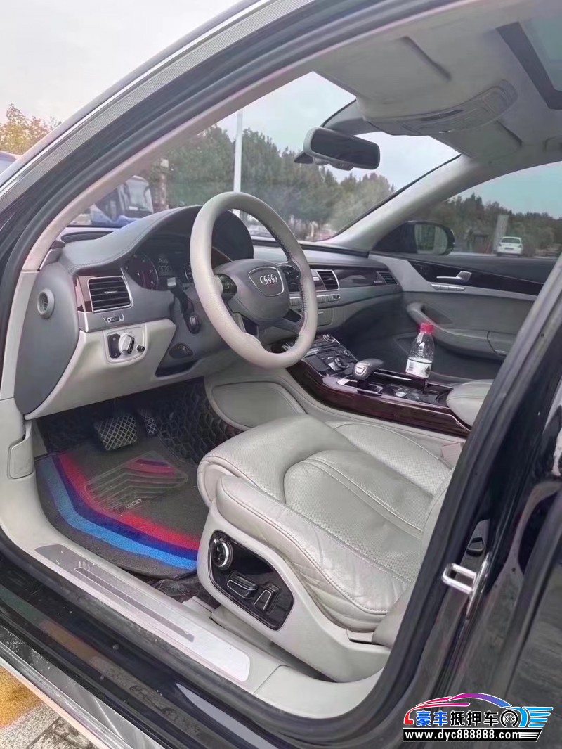 13年奥迪A8轿车抵押车出售