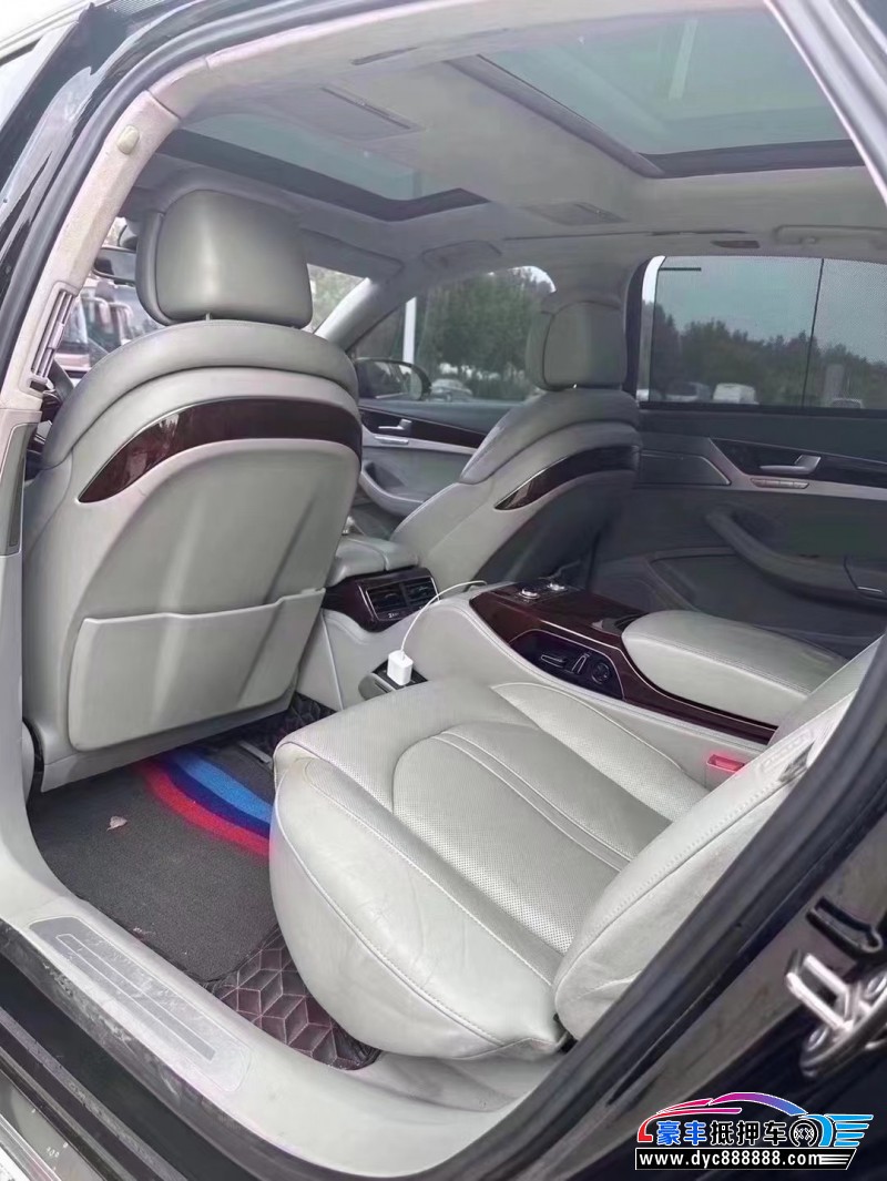 13年奥迪A8轿车抵押车出售