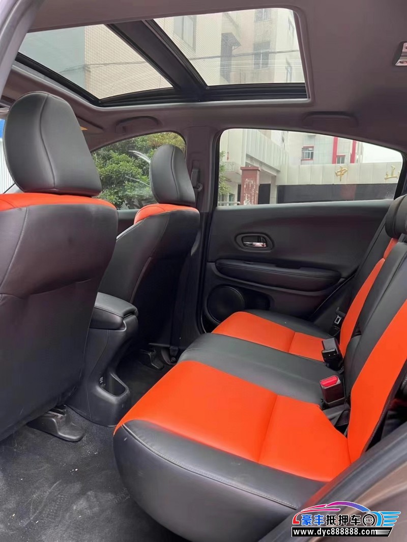 19年本田XRV轿车抵押车出售