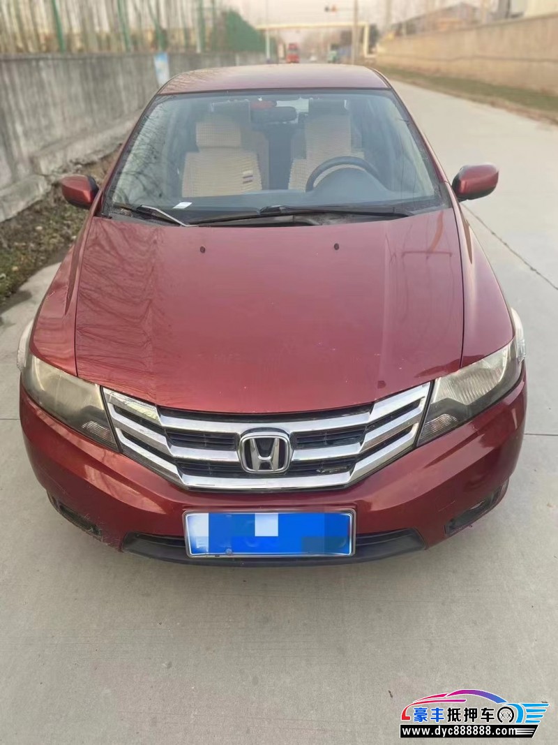 14年本田锋范轿车抵押车出售