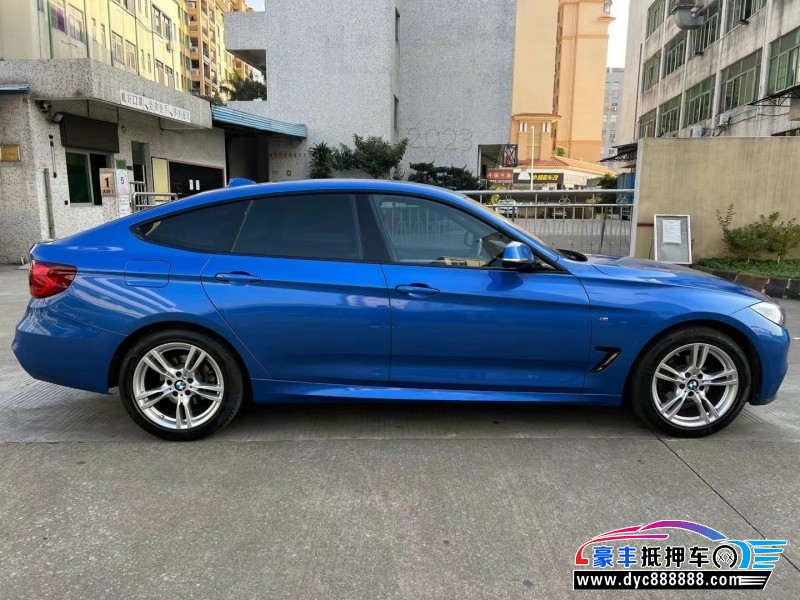 21年宝马3系轿车抵押车出售