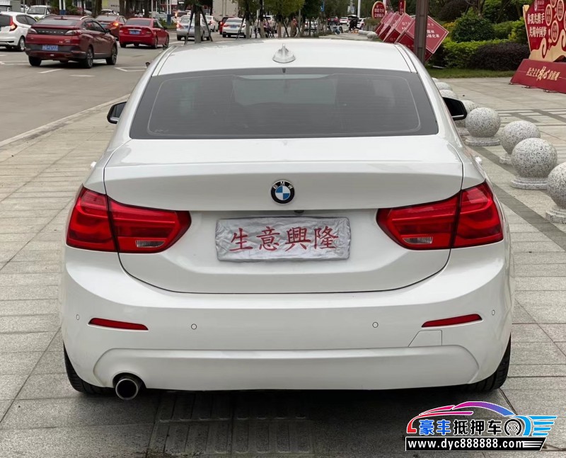 19年宝马1系轿车抵押车出售