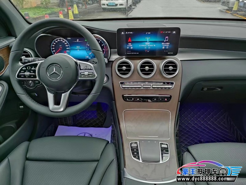 22年奔驰GLC轿车抵押车出售