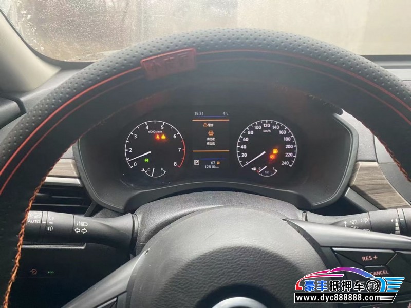 21年日产途乐轿车抵押车出售