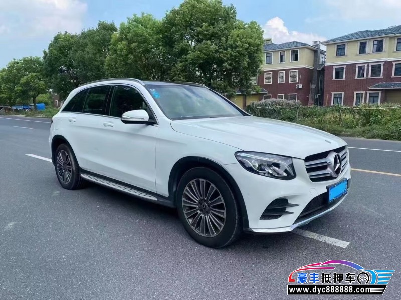 17年奔驰C轿车抵押车出售