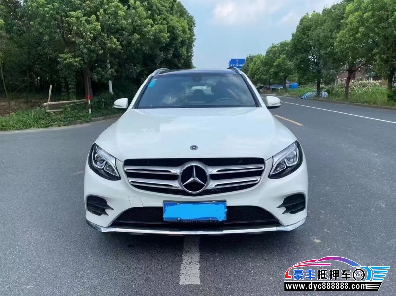 17年奔驰GLC轿车抵押车出售