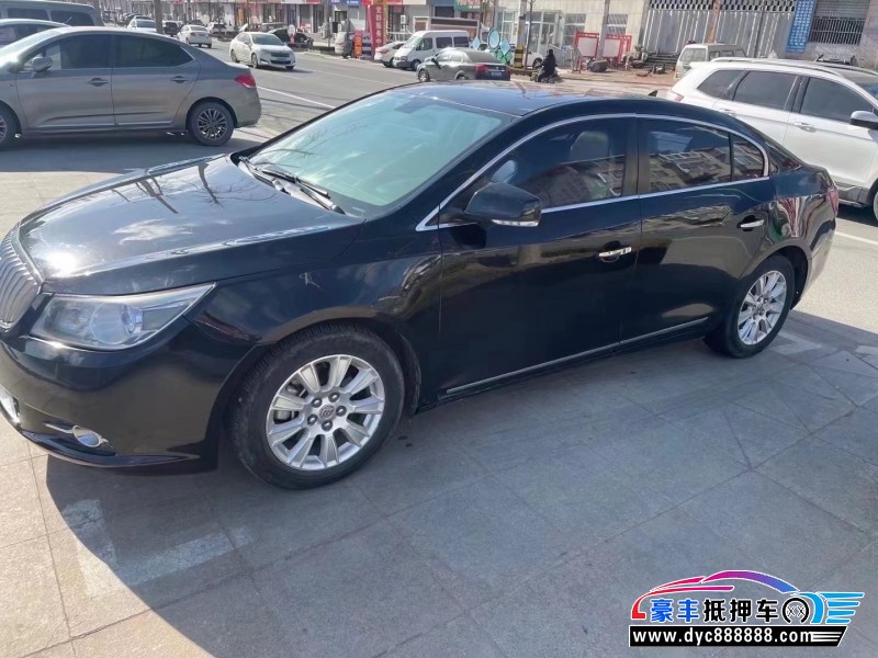 14年别克君威轿车抵押车出售