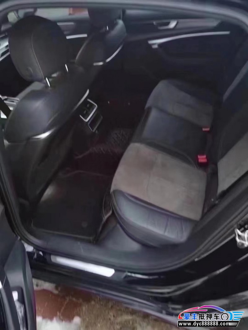 20年奥迪A6L轿车抵押车出售