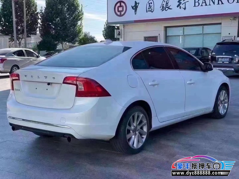 16年沃尔沃S60轿车抵押车出售