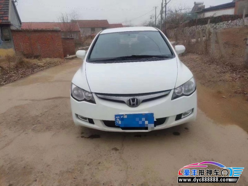 12年本田思铭轿车抵押车出售