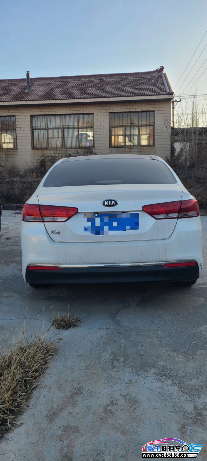 15年起亚K4轿车抵押车出售