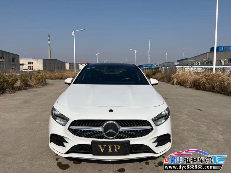 20年奔驰A轿车抵押车出售