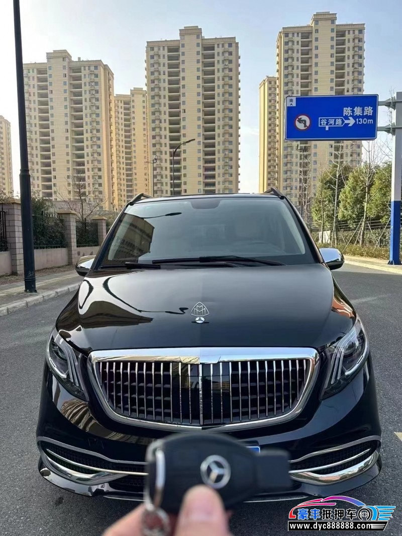 16年奔驰威霆轿车抵押车出售