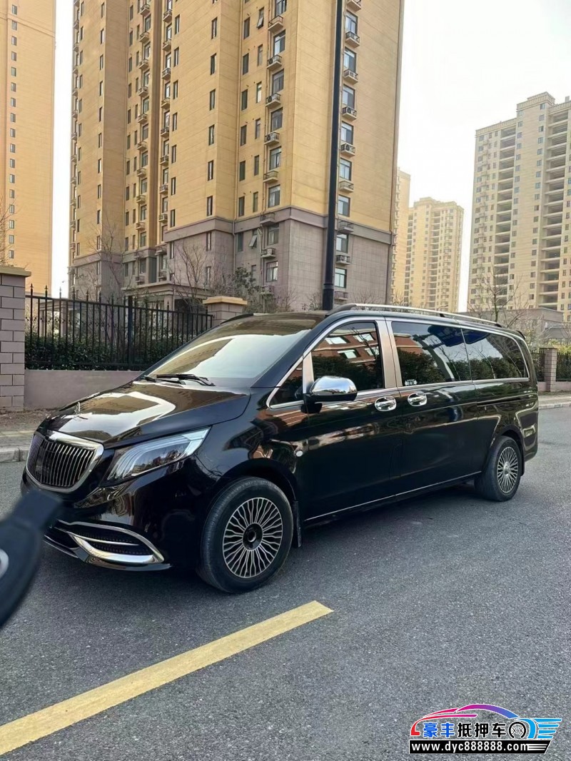 16年奔驰威霆轿车抵押车出售